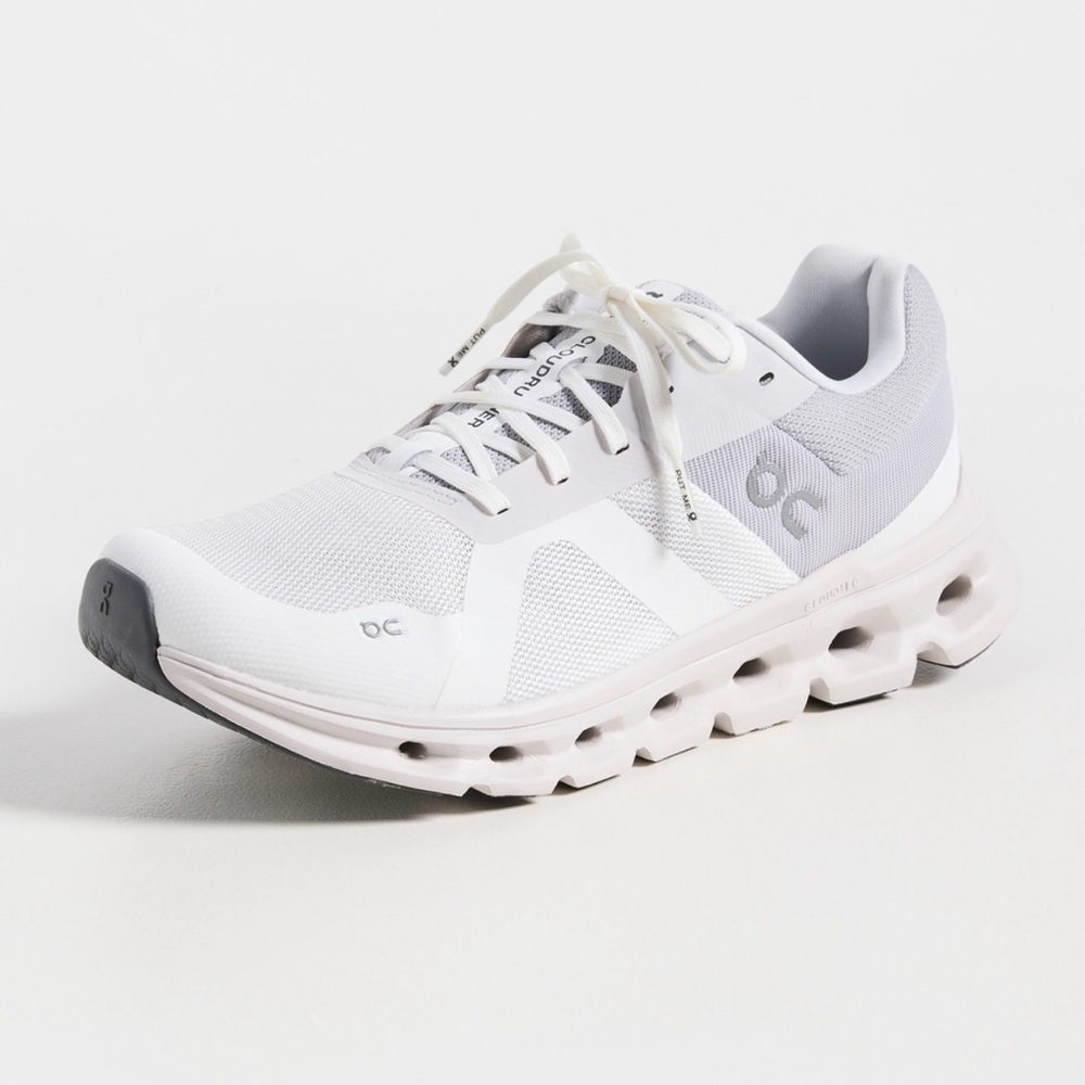 On Running women’s Cloudrunner sneakers (US 8)